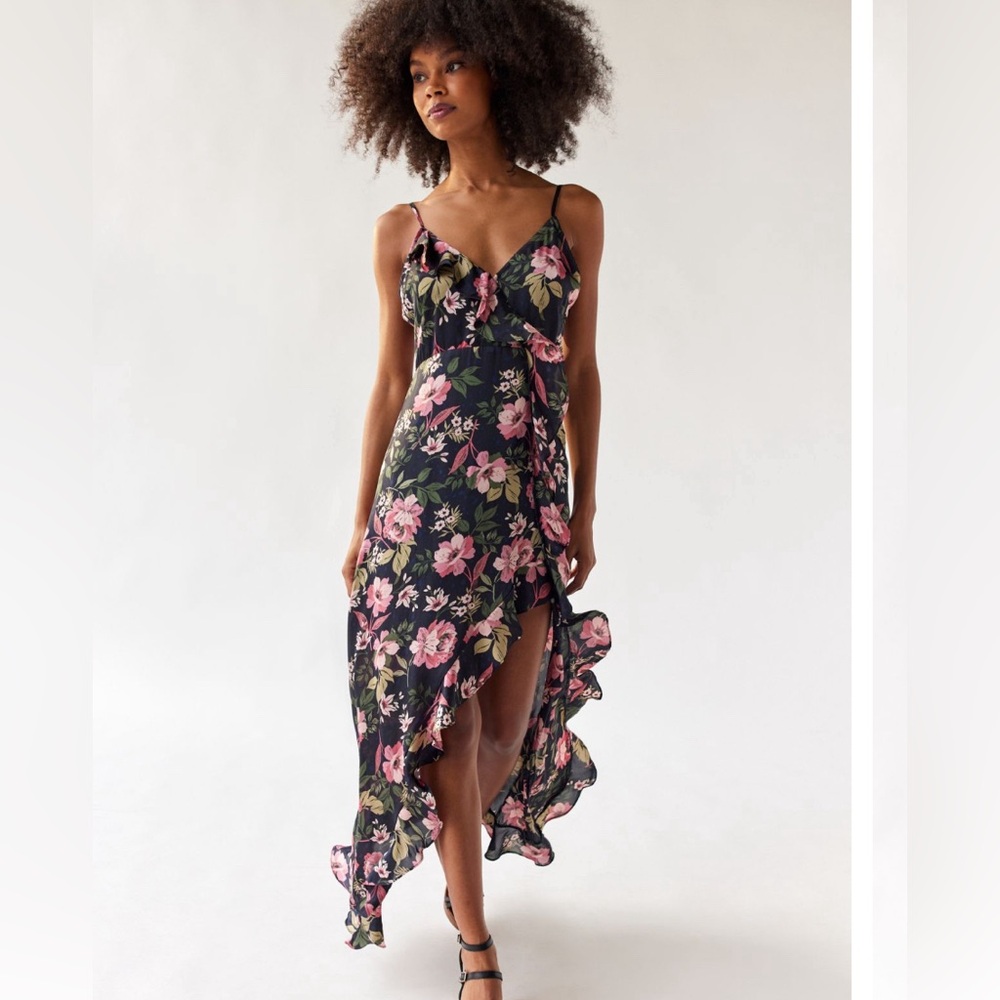Urban Outfitters/ Dress Forum floral dress size small